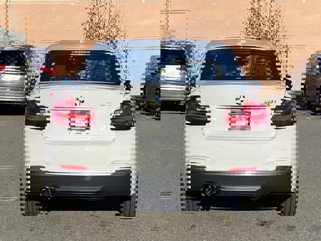 Used 2017 BMW 230i Coupe image 4