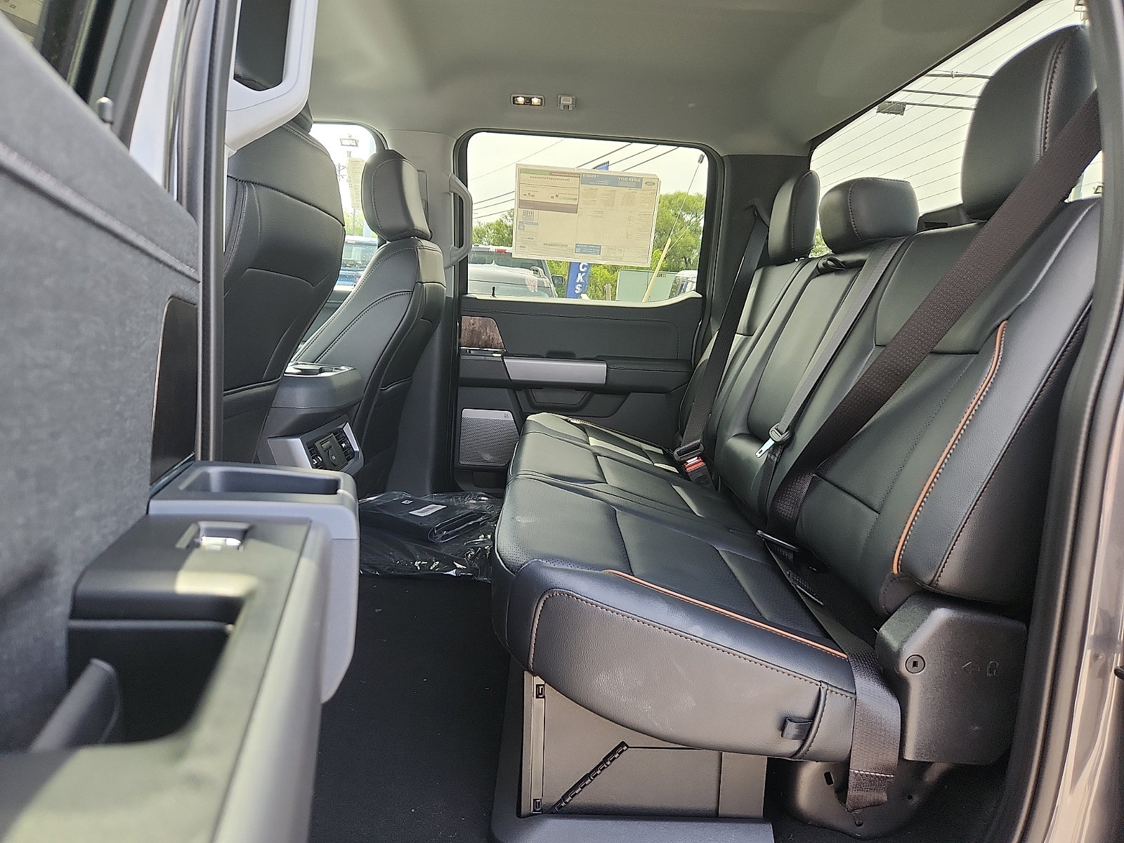 New 2026 Ford F250 Lariat w/ FX4 Off-Road Package AWD/4WD image 6