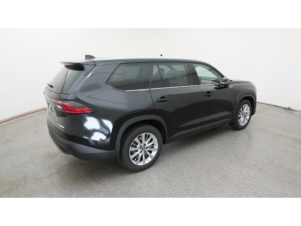 New 2026 Toyota Grand Highlander Platinum image 2