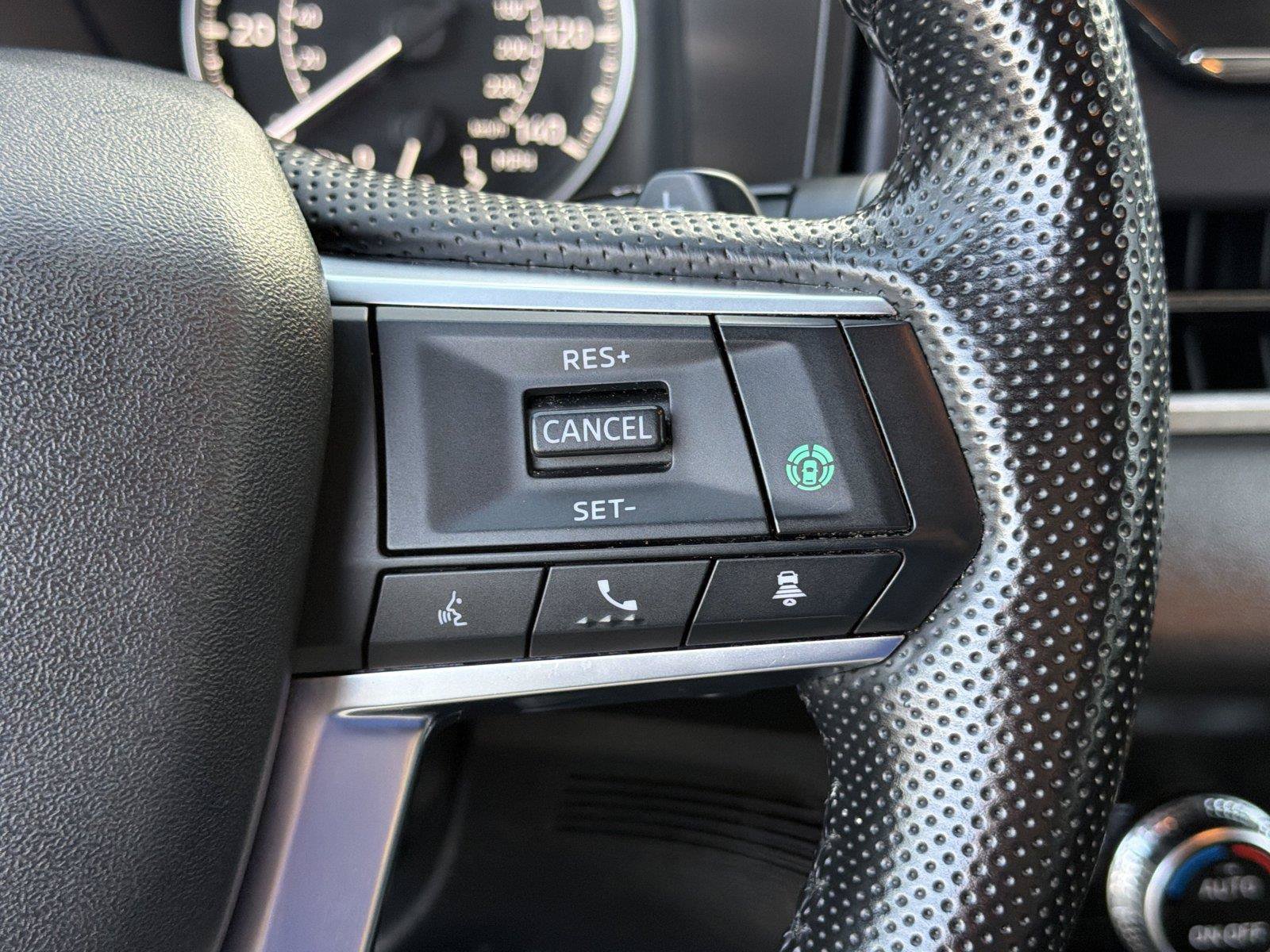 Used 2024 Mitsubishi Outlander SE AWD/4WD image 27