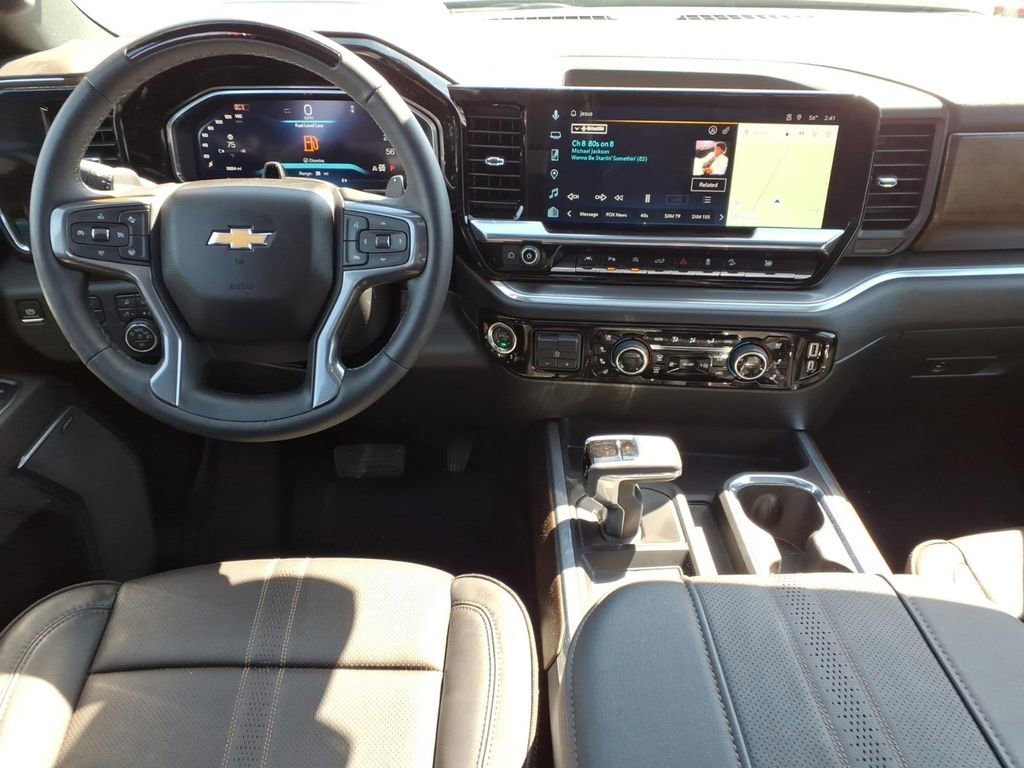 Used 2026 Chevrolet Silverado 1500 High Country w/ Technology Package image 12