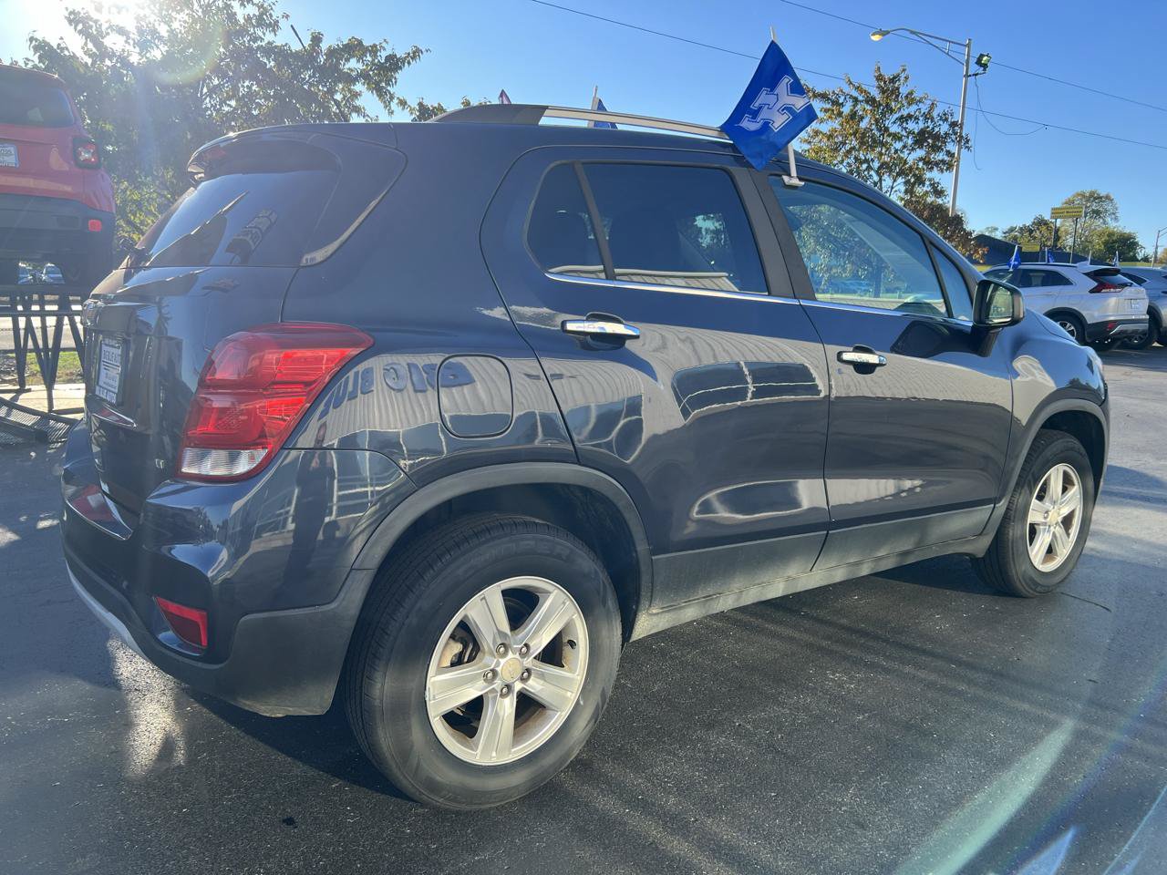 Used 2018 Chevrolet Trax LT w/ LT Convenience Package AWD/4WD image 6