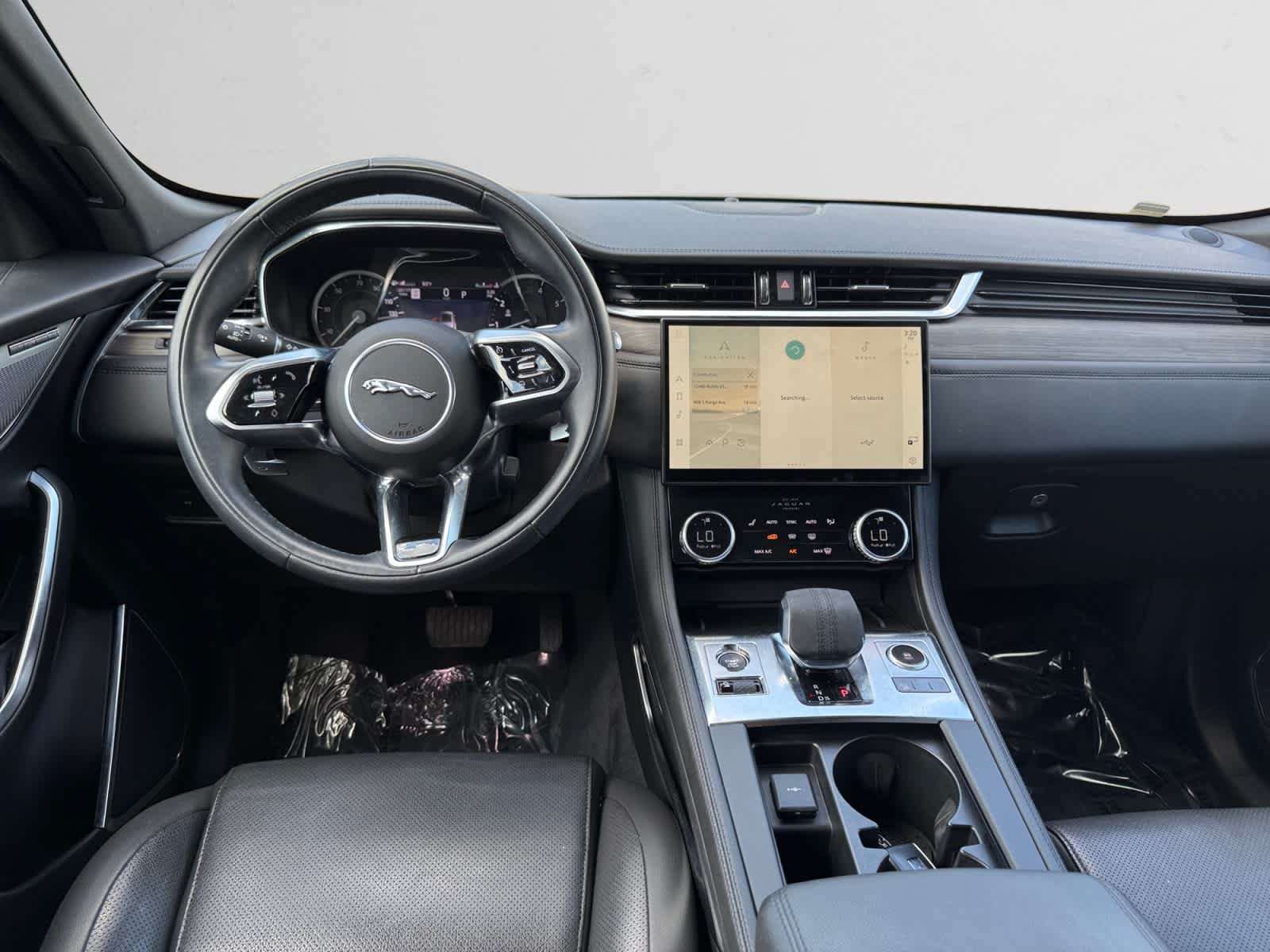Used 2023 Jaguar F-PACE S AWD/4WD image 10