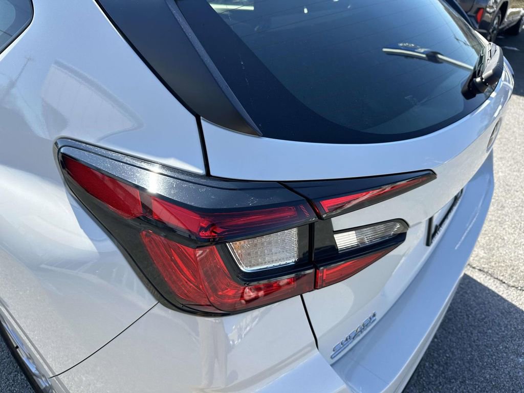 Certified 2025 Subaru Impreza 2.0i image 8