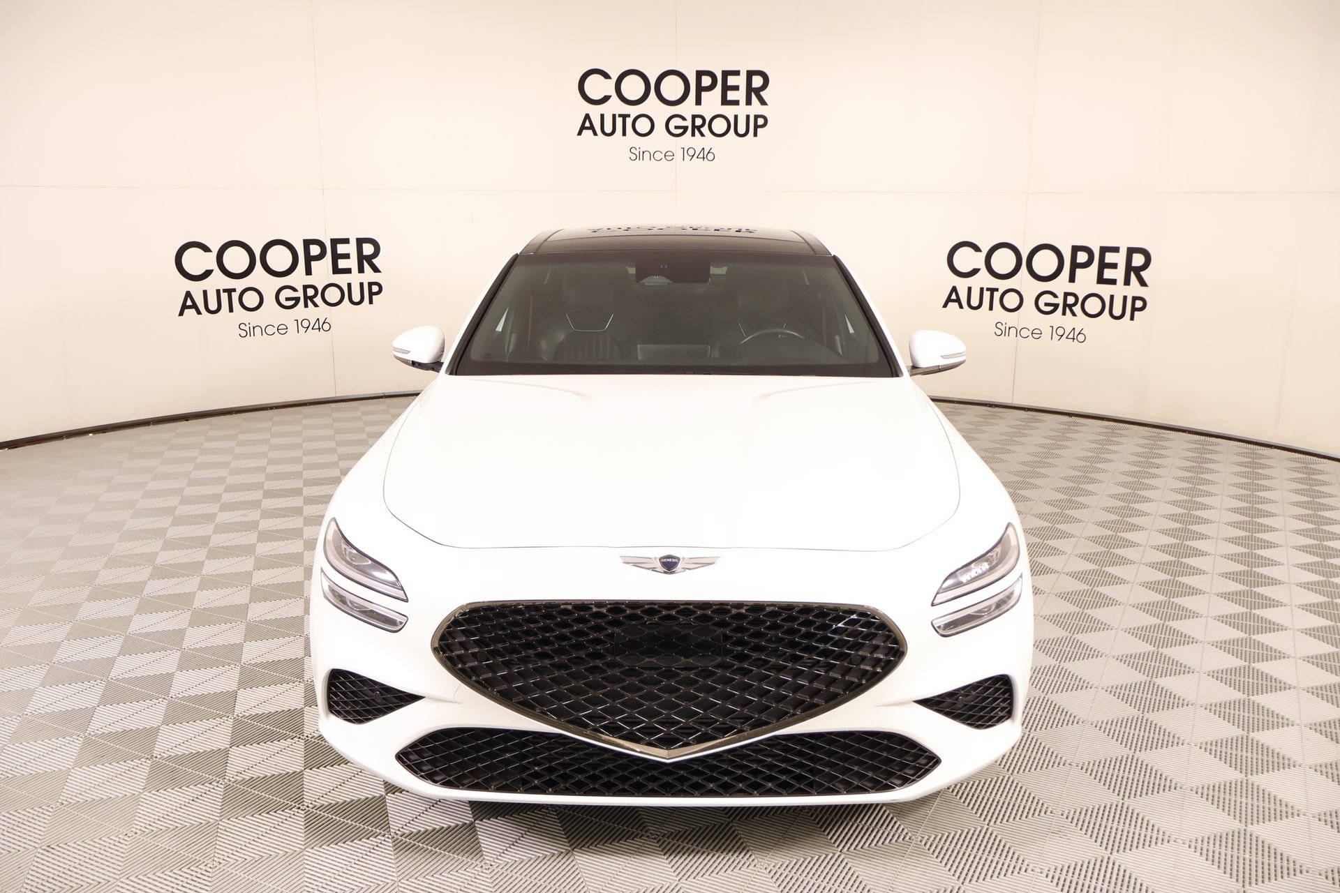 Used 2023 Genesis G70 2.0T w/ Sport Prestige Package RWD image 10