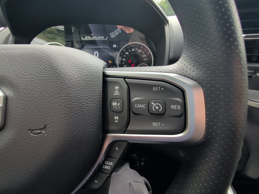 New 2026 RAM 1500 Express AWD/4WD image 19