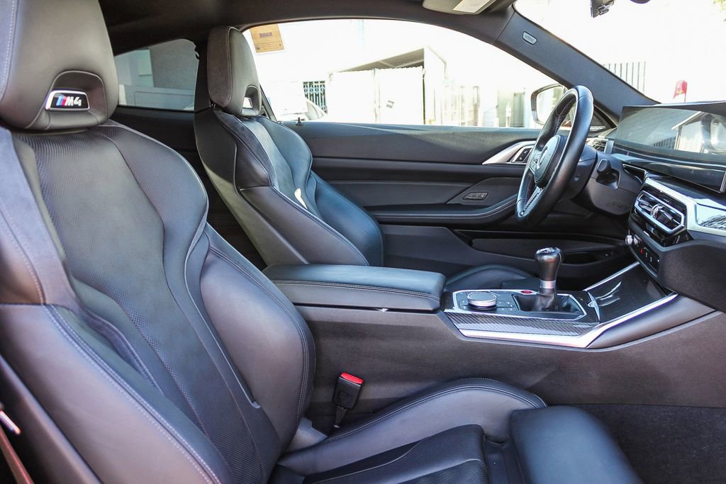 Used 2024 BMW M4 Coupe w/ Executive Package image 21