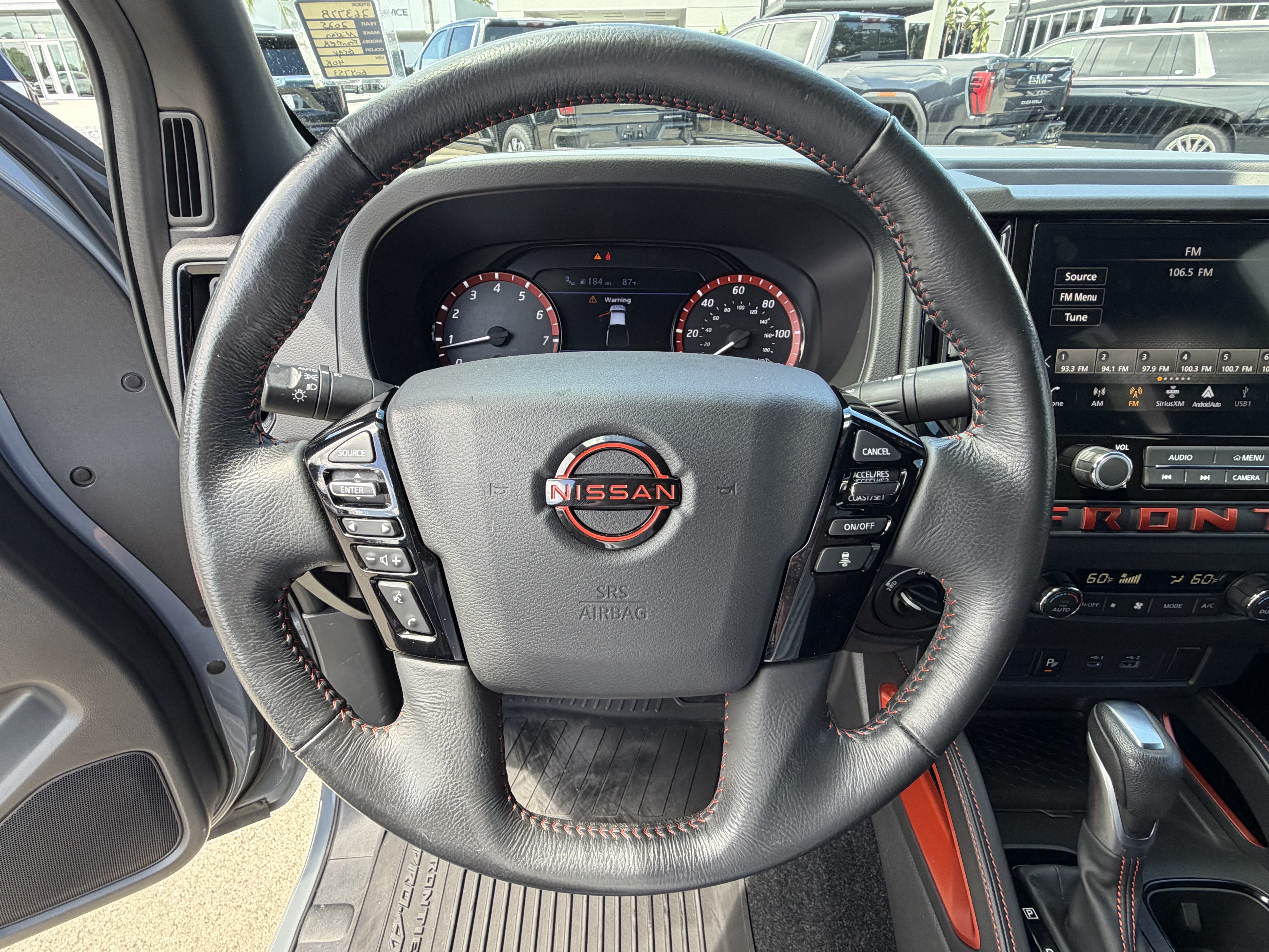 Used 2025 Nissan Frontier PRO-4X AWD/4WD image 29