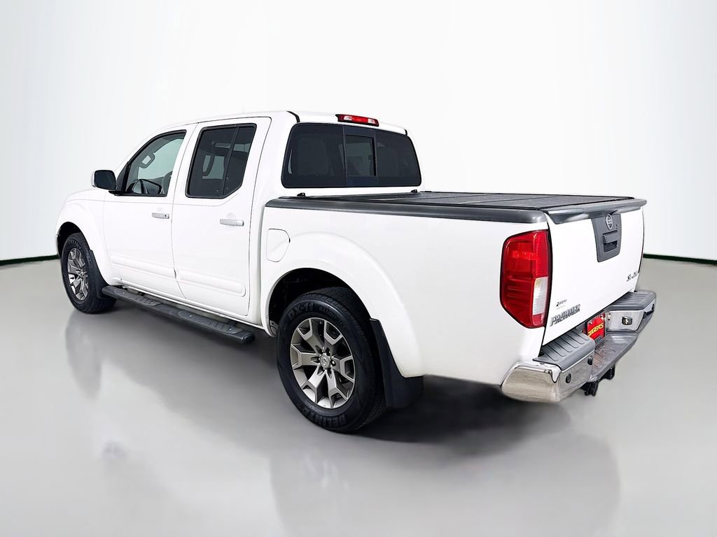 Used 2016 Nissan Frontier SL w/ Moonroof Package AWD/4WD image 6