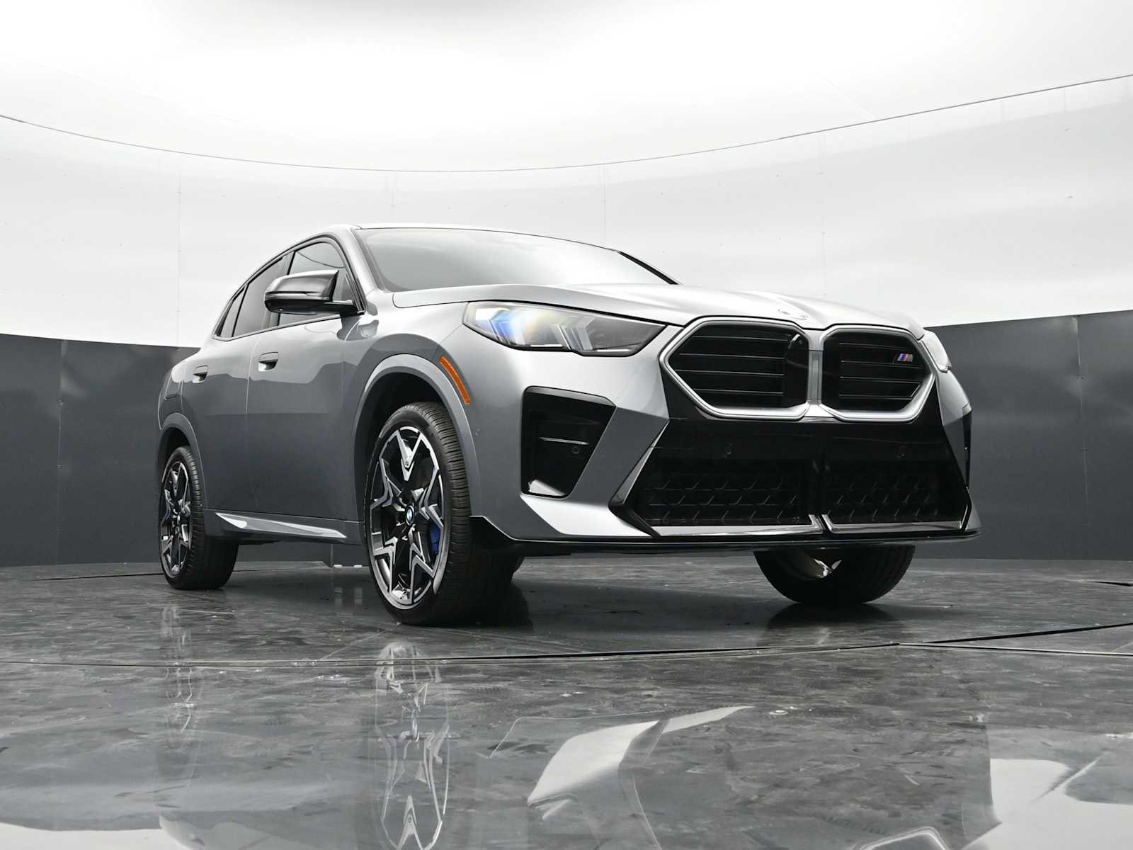 Used 2025 BMW X2 M35i AWD/4WD image 27