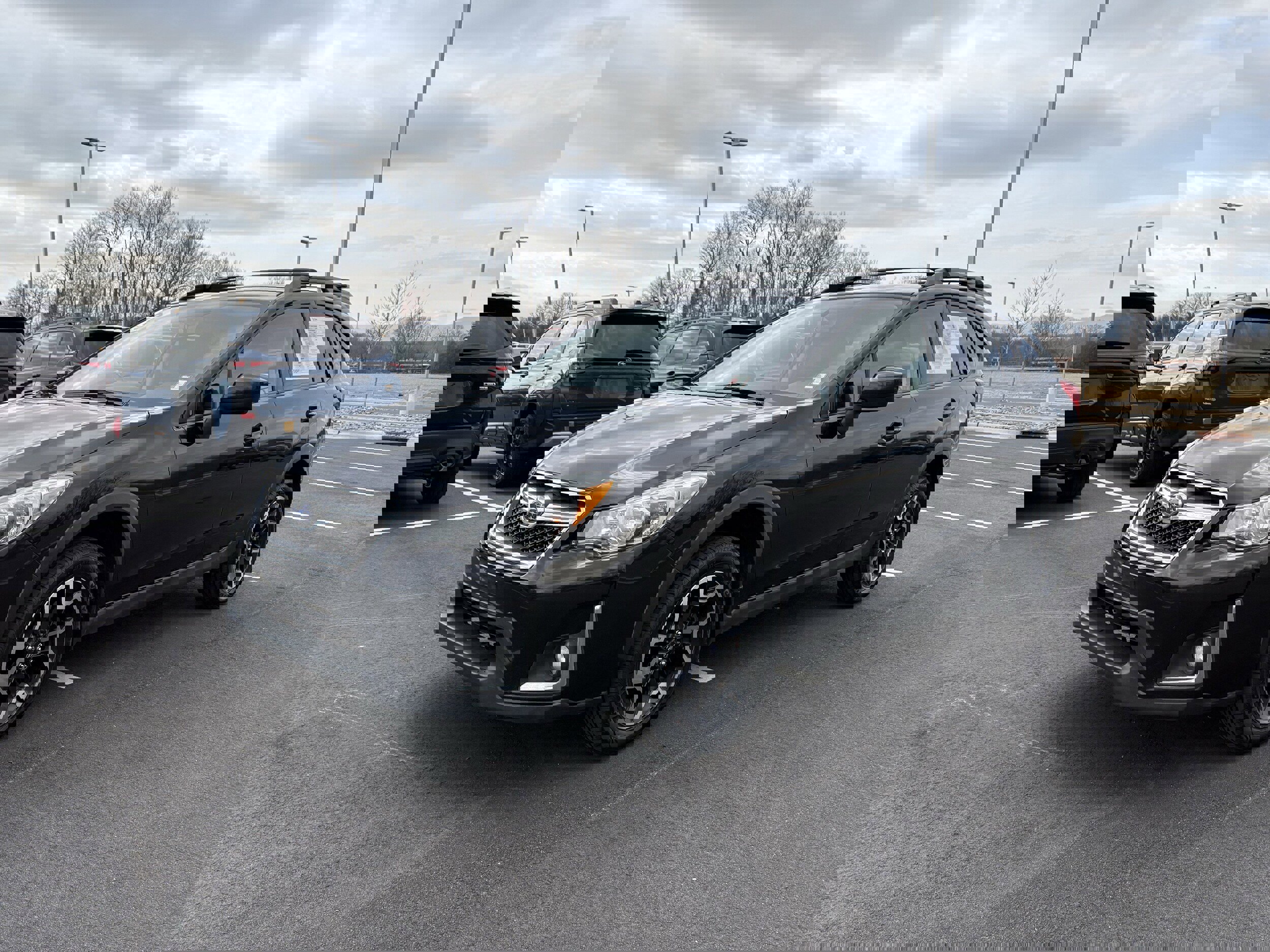 Used 2017 Subaru Crosstrek 2.0i Premium w/ Popular Package #2 image 3