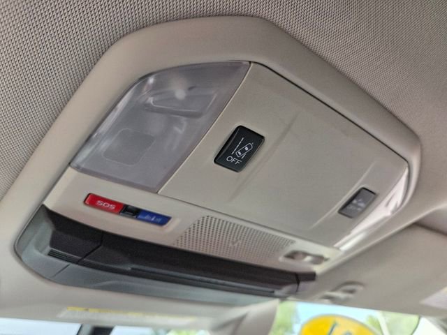 Used 2021 Subaru Ascent Premium w/ Convenience Package image 31