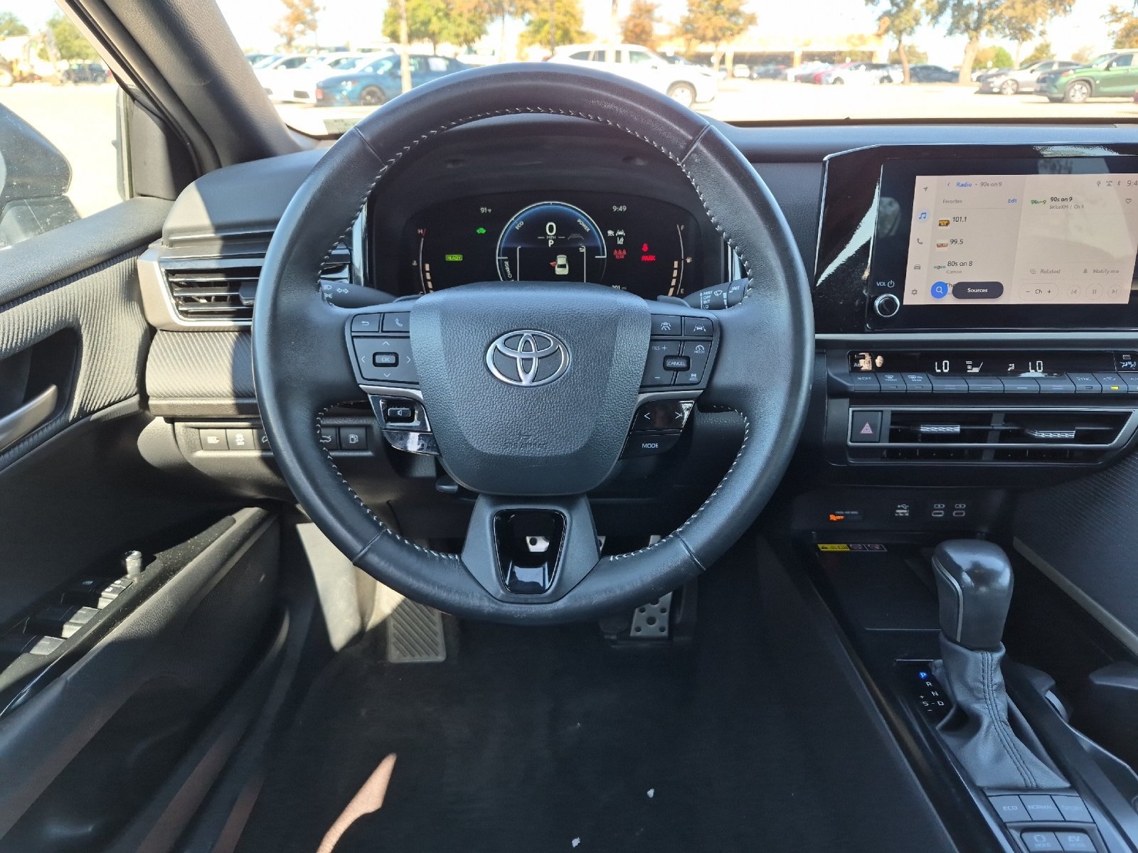 Certified 2025 Toyota Camry SE FWD image 13