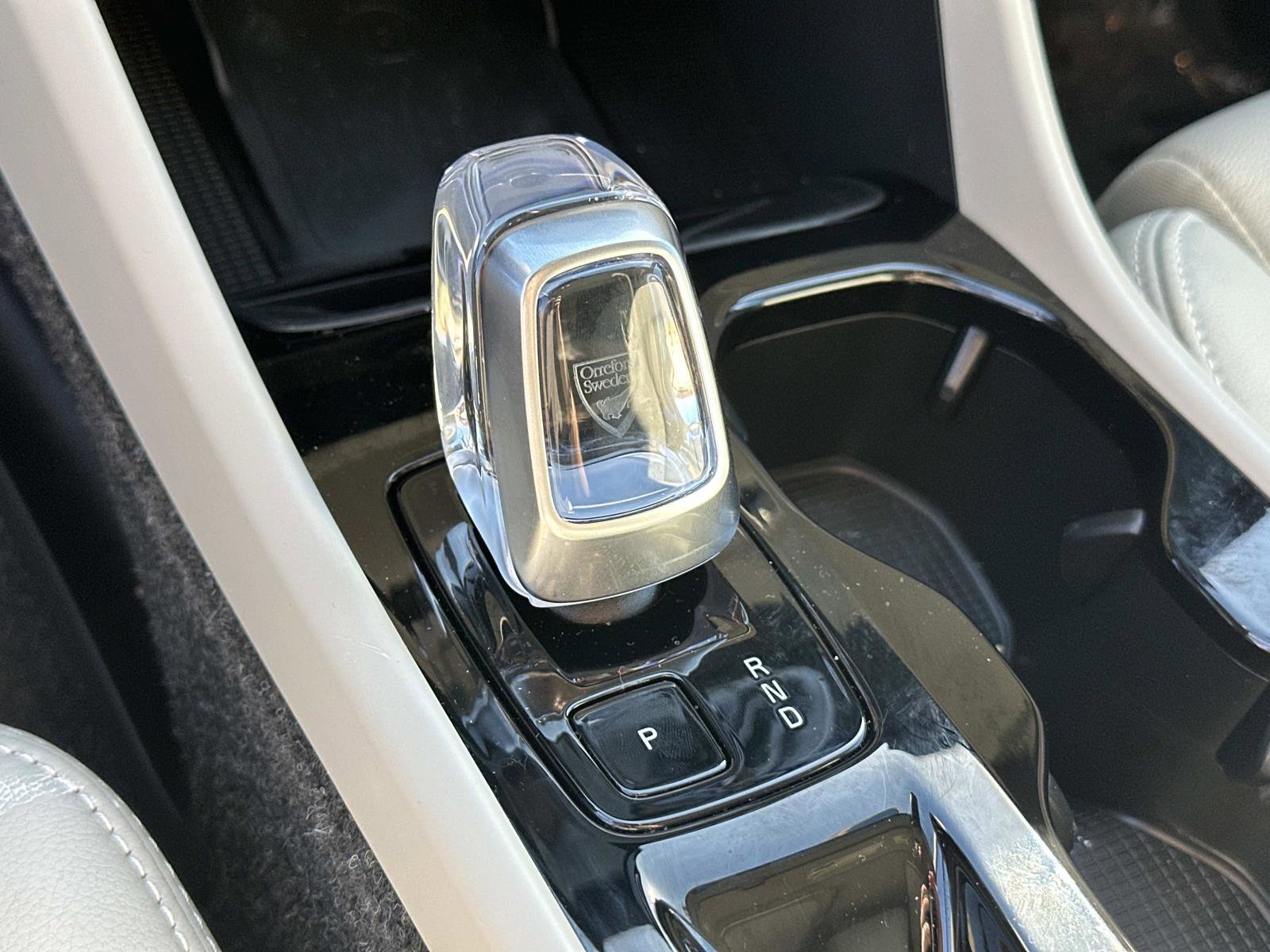 Certified 2026 Volvo XC40 B5 Plus w/ Protection Package Premier image 13