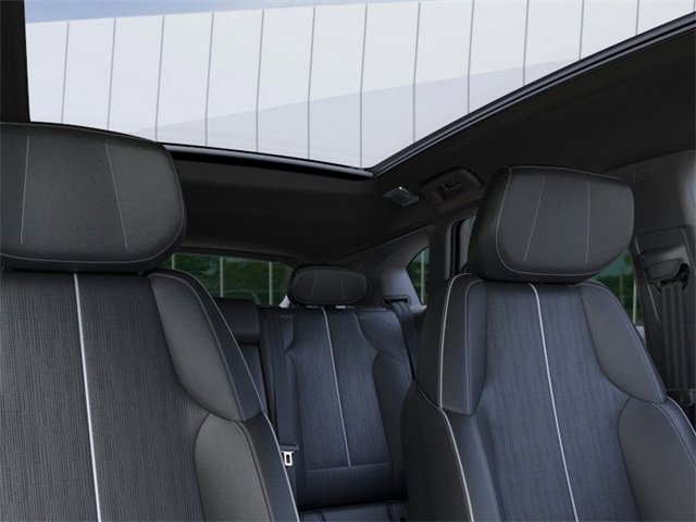 New 2025 Cadillac Optiq Luxury 2 image 24