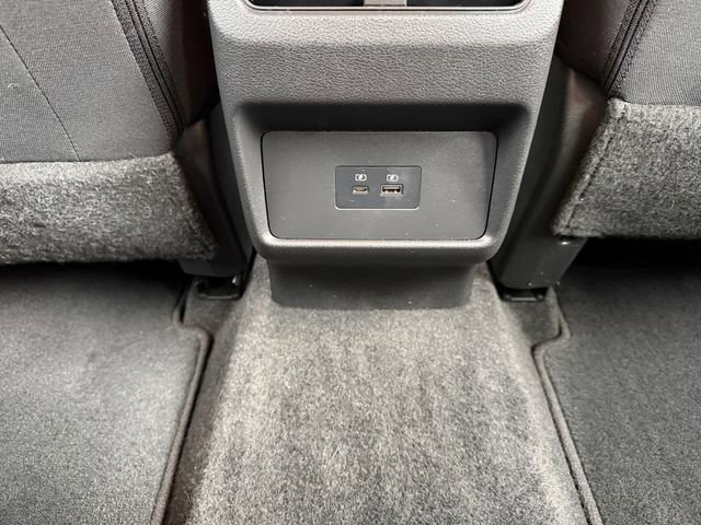 Used 2023 Nissan Rogue SV image 30