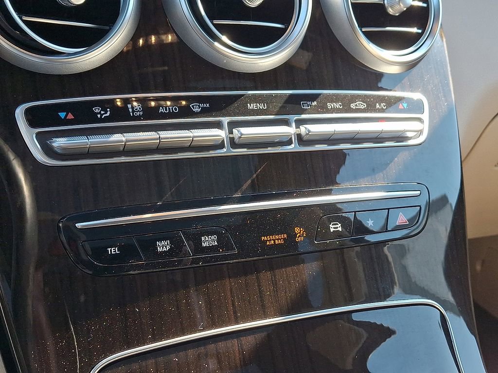 Used 2021 Mercedes-Benz GLC 300 4MATIC w/ Exterior Lighting Package image 19