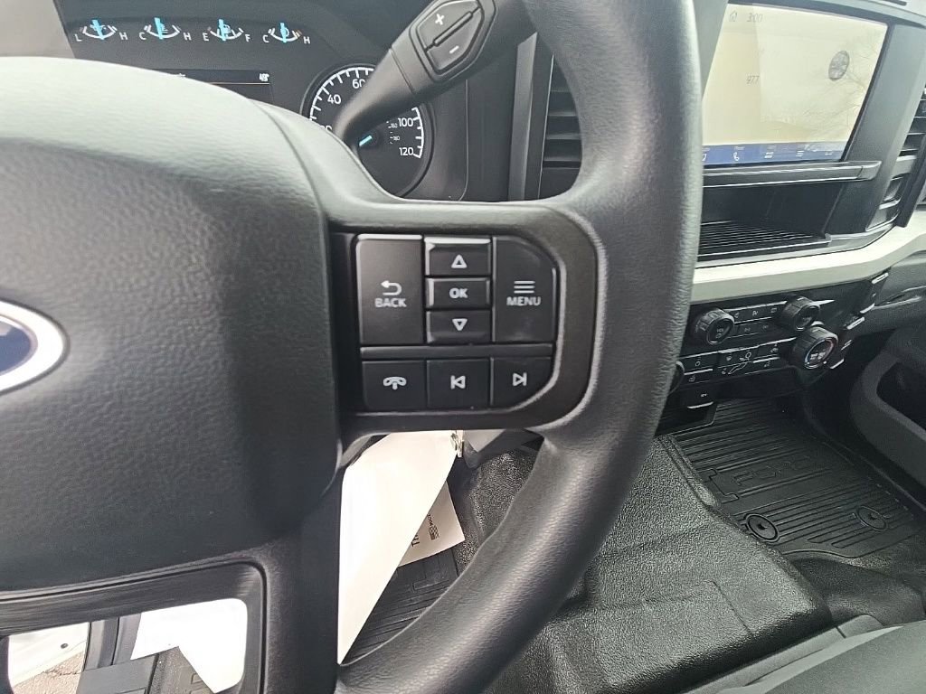 Used 2023 Ford F350 XLT w/ FX4 Off-Road Package AWD/4WD image 18