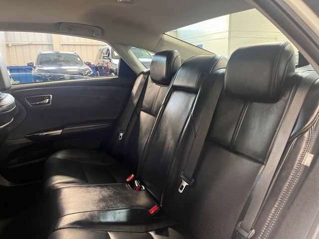 Used 2016 Toyota Avalon Limited w/ Toyota Safety Sense Package image 17