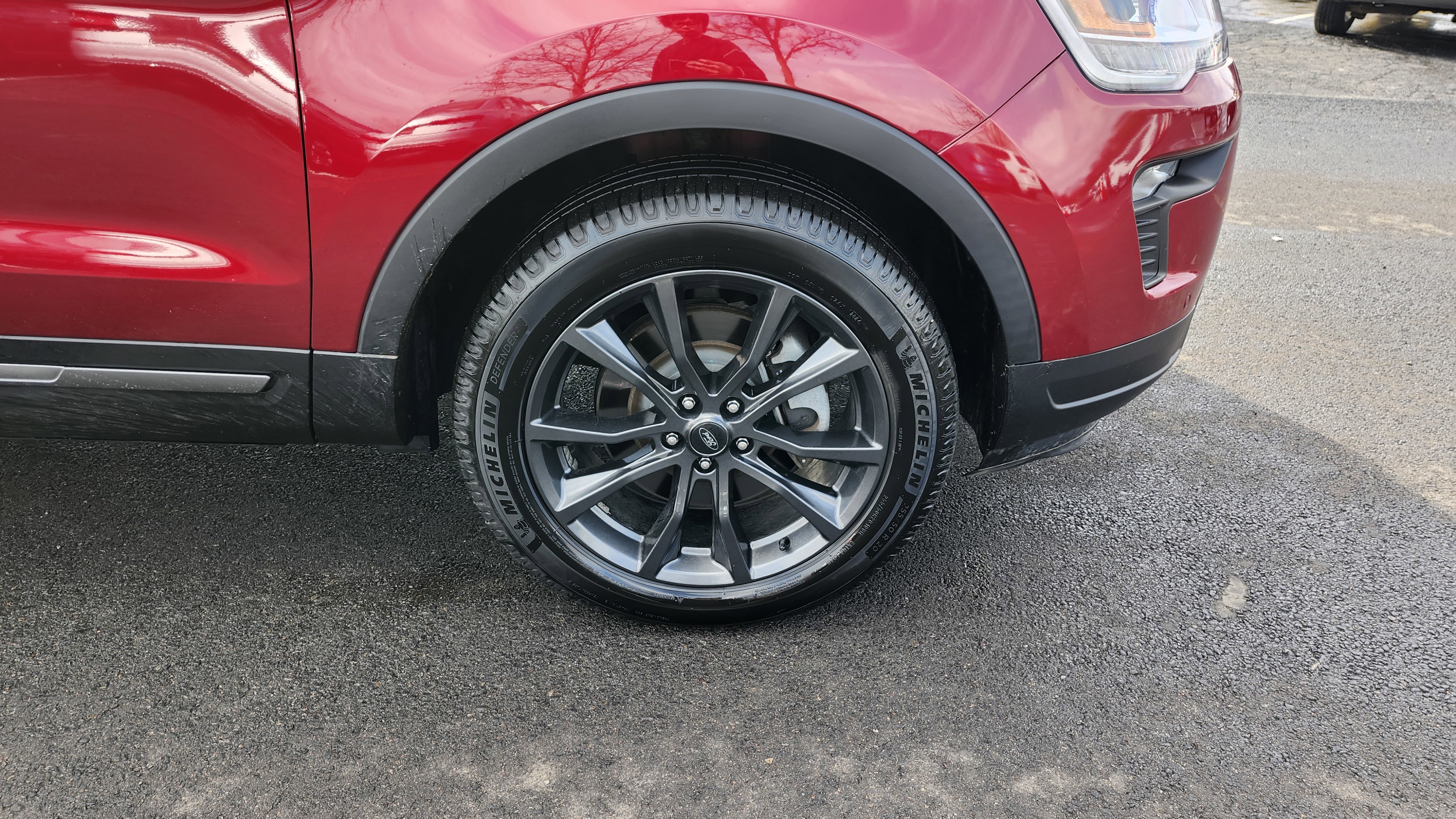 Used 2019 Ford Explorer XLT w/ Equipment Group 202A image 11