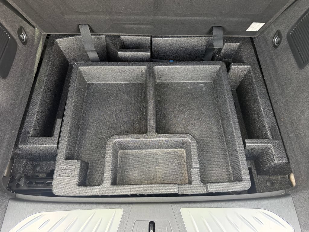 Used 2020 Buick Envision Essence AWD/4WD image 12