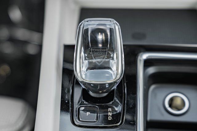 New 2026 Volvo XC60 B5 Ultra w/ Protection Package Premier image 25