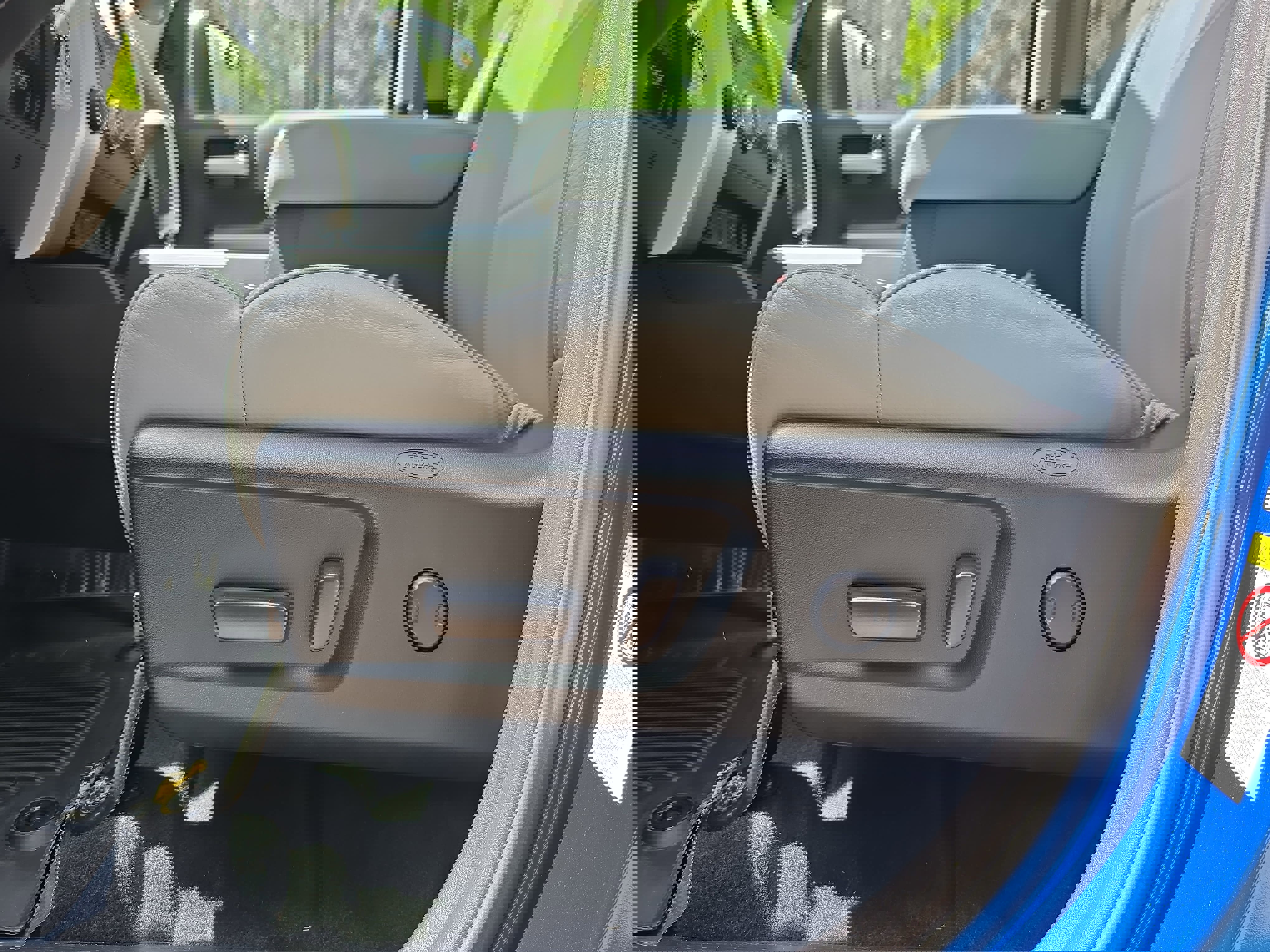 Used 2018 Toyota Tundra Limited w/ Limited Premium Package image 28