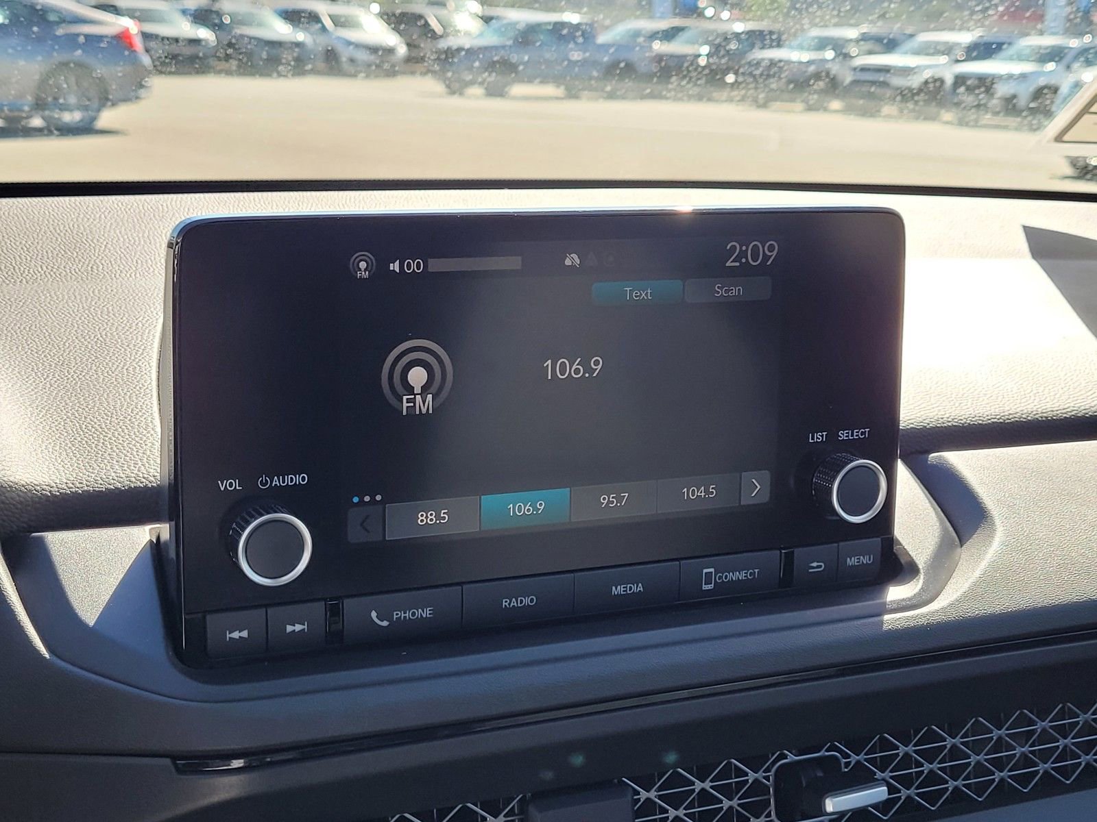 Used 2023 Honda Accord EX image 22