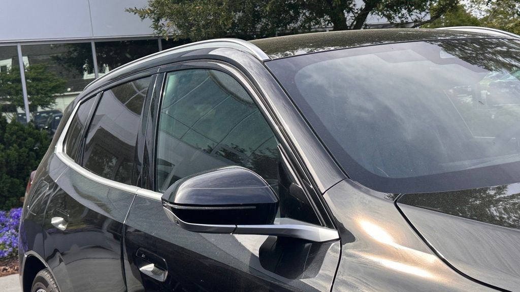 Used 2025 BMW X3 xDrive30i w/ Premium Package image 3