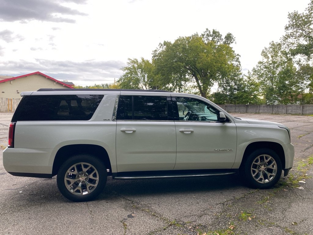 Used 2019 GMC Yukon XL SLE AWD/4WD image 6