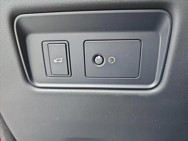 New 2026 Jaguar F-PACE R-Dynamic S image 26