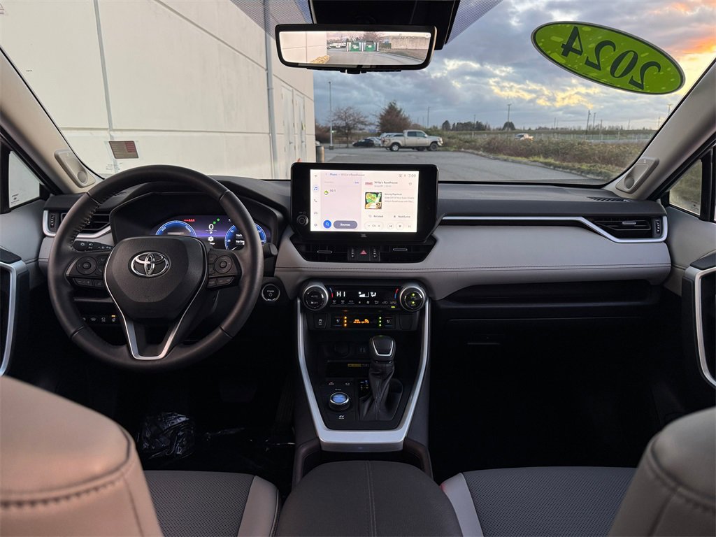 Used 2024 Toyota RAV4 Limited image 12