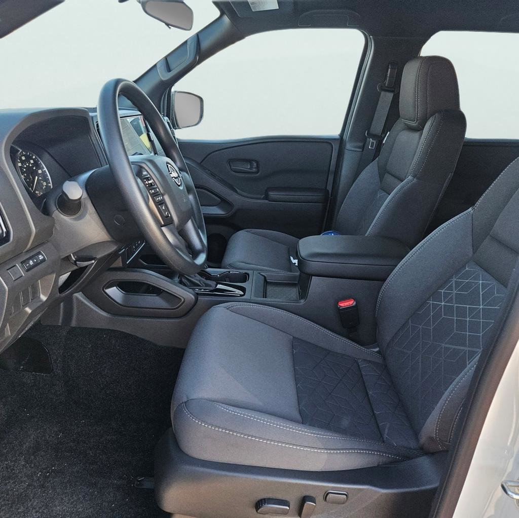 New 2026 Nissan Frontier SV w/ Tow Package AWD/4WD image 10