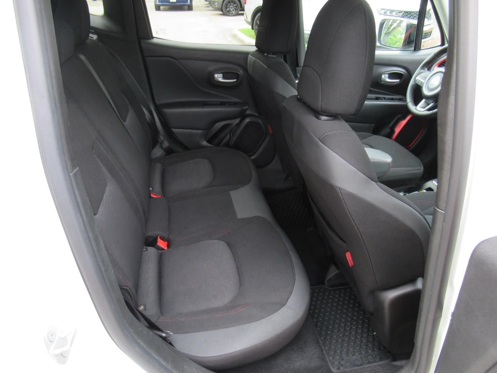 Certified 2023 Jeep Renegade Trailhawk AWD/4WD image 30