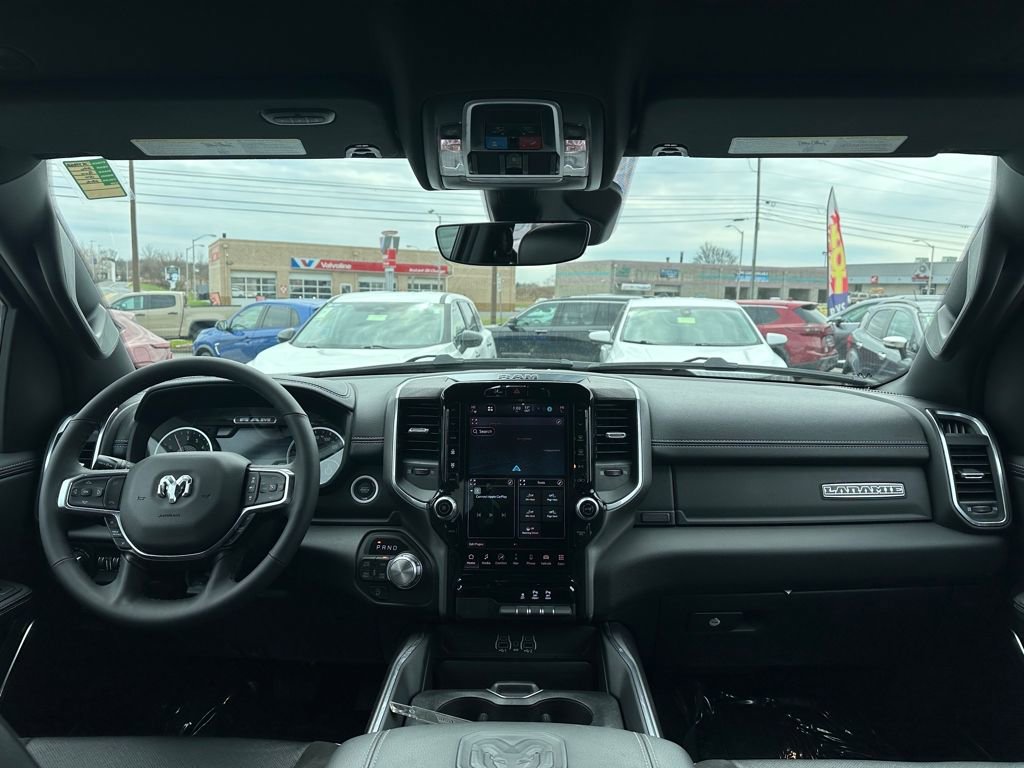 Used 2026 RAM 1500 Laramie AWD/4WD image 11