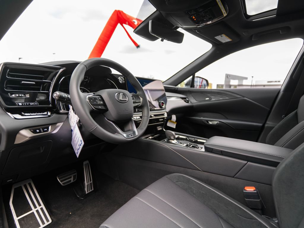 New 2026 Lexus RX 500h F Sport AWD/4WD image 3