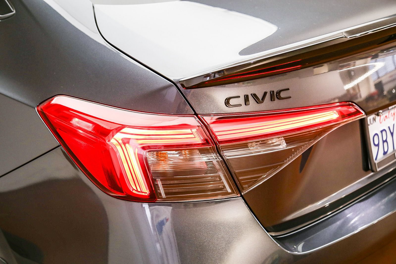 Used 2022 Honda Civic Sport image 12