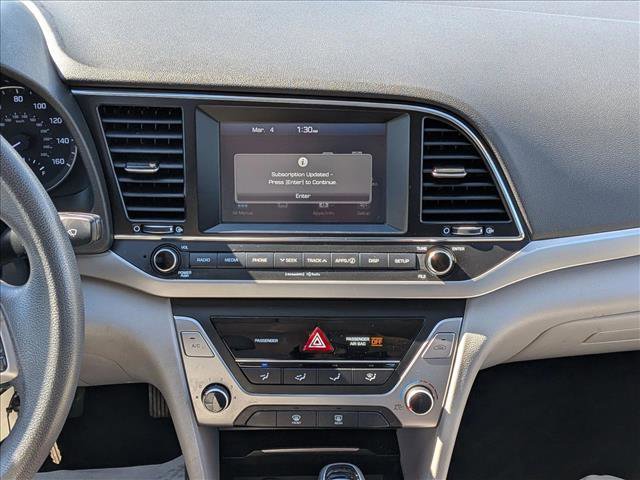 Used 2017 Hyundai Elantra SE image 15