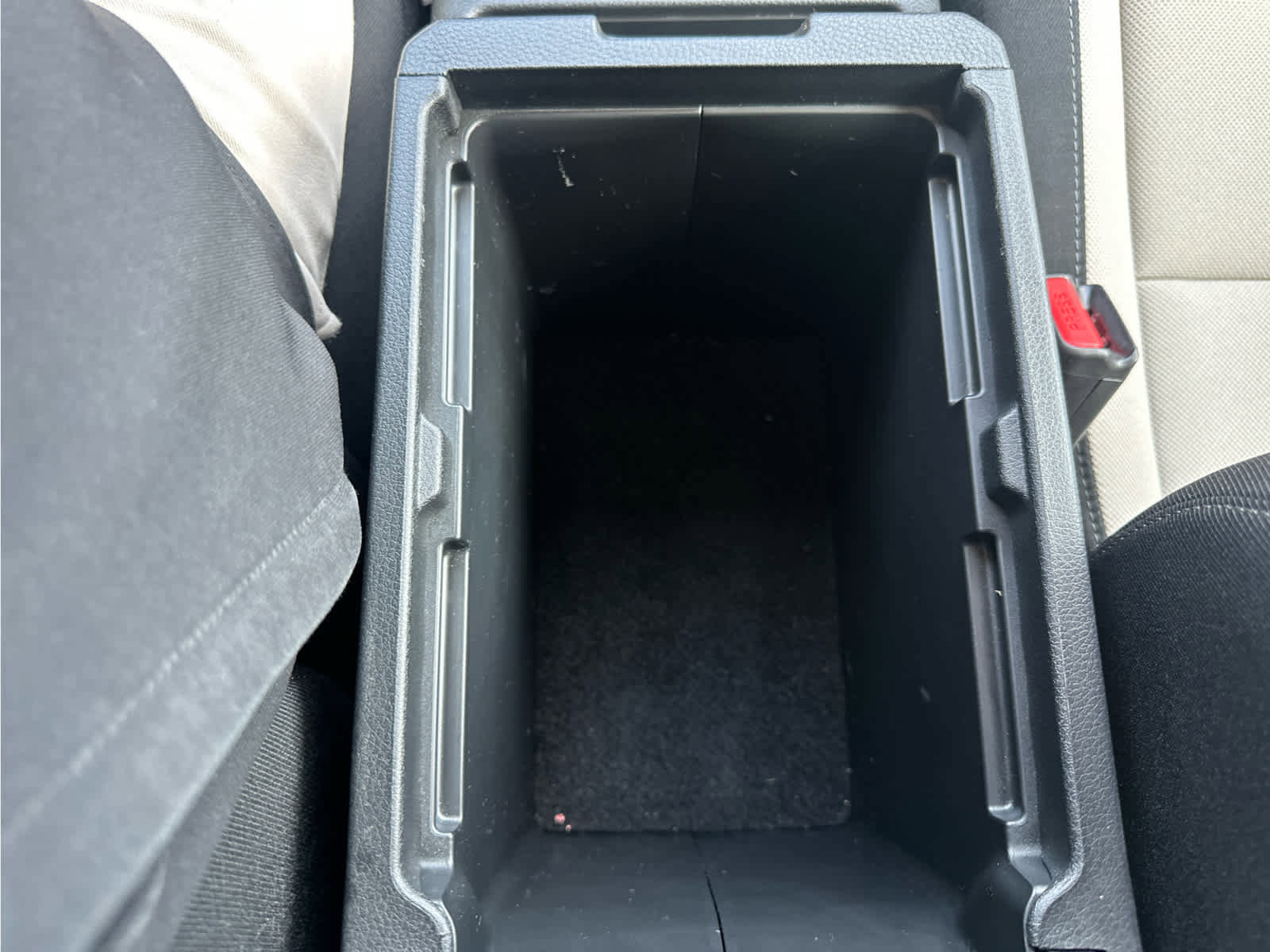 Used 2023 Honda CR-V LX image 31