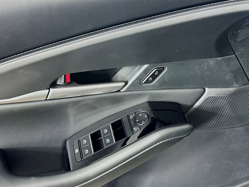 New 2025 MAZDA CX-30 AWD 2.5 S w/ Select Sport Pkg image 23