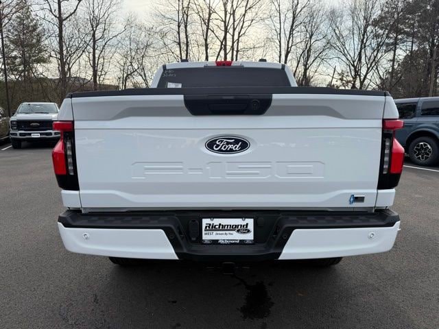 Used 2025 Ford F150 Lightning XLT AWD/4WD image 4