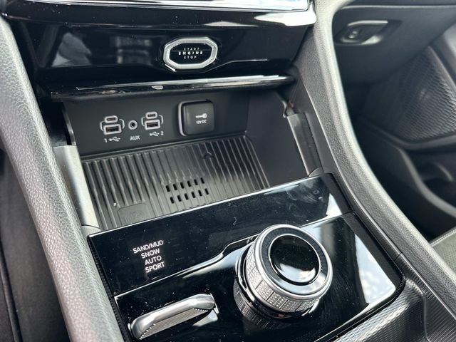 New 2026 Jeep Grand Cherokee Altitude AWD/4WD image 29
