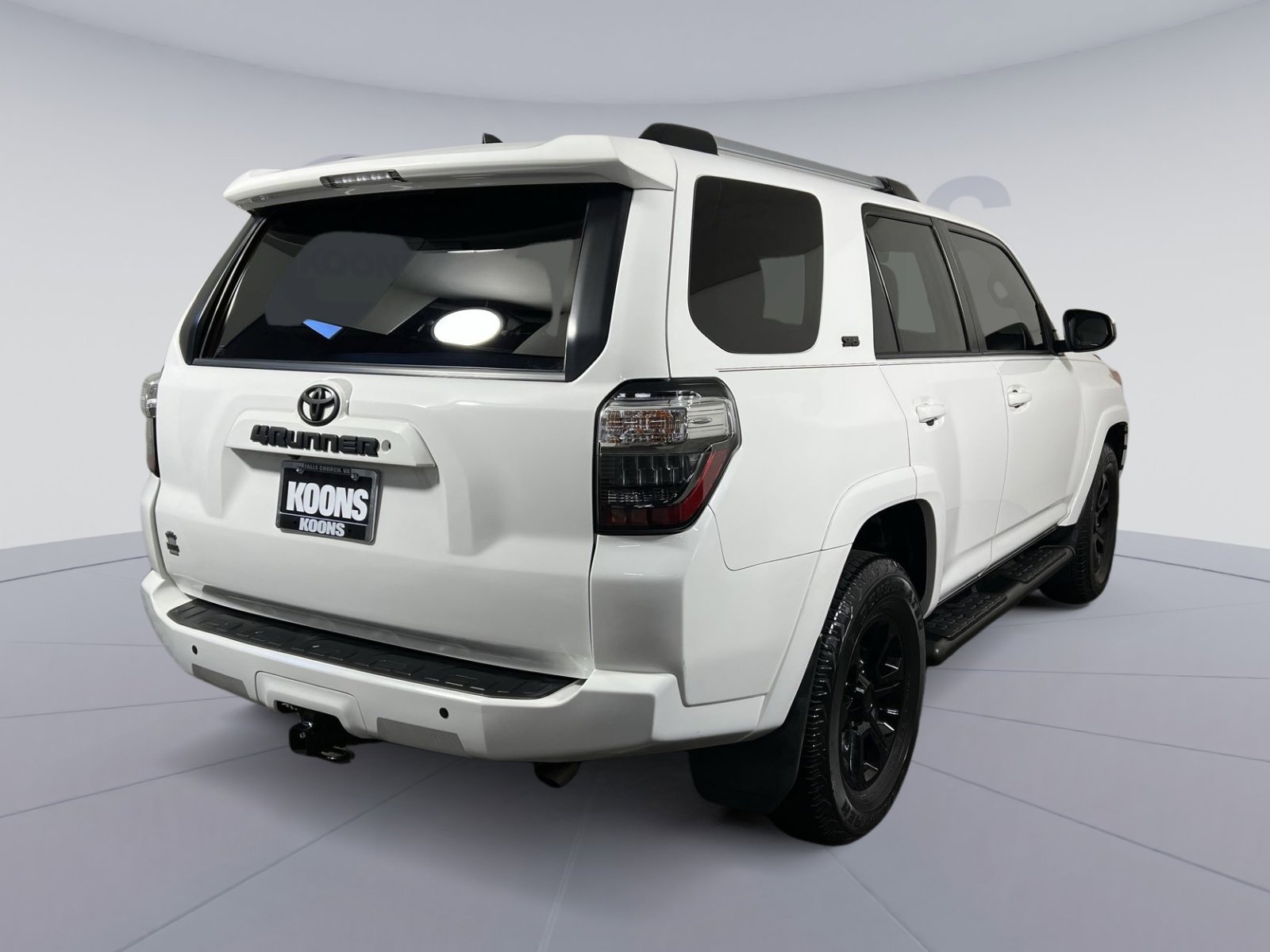 Used 2019 Toyota 4Runner SR5 image 7