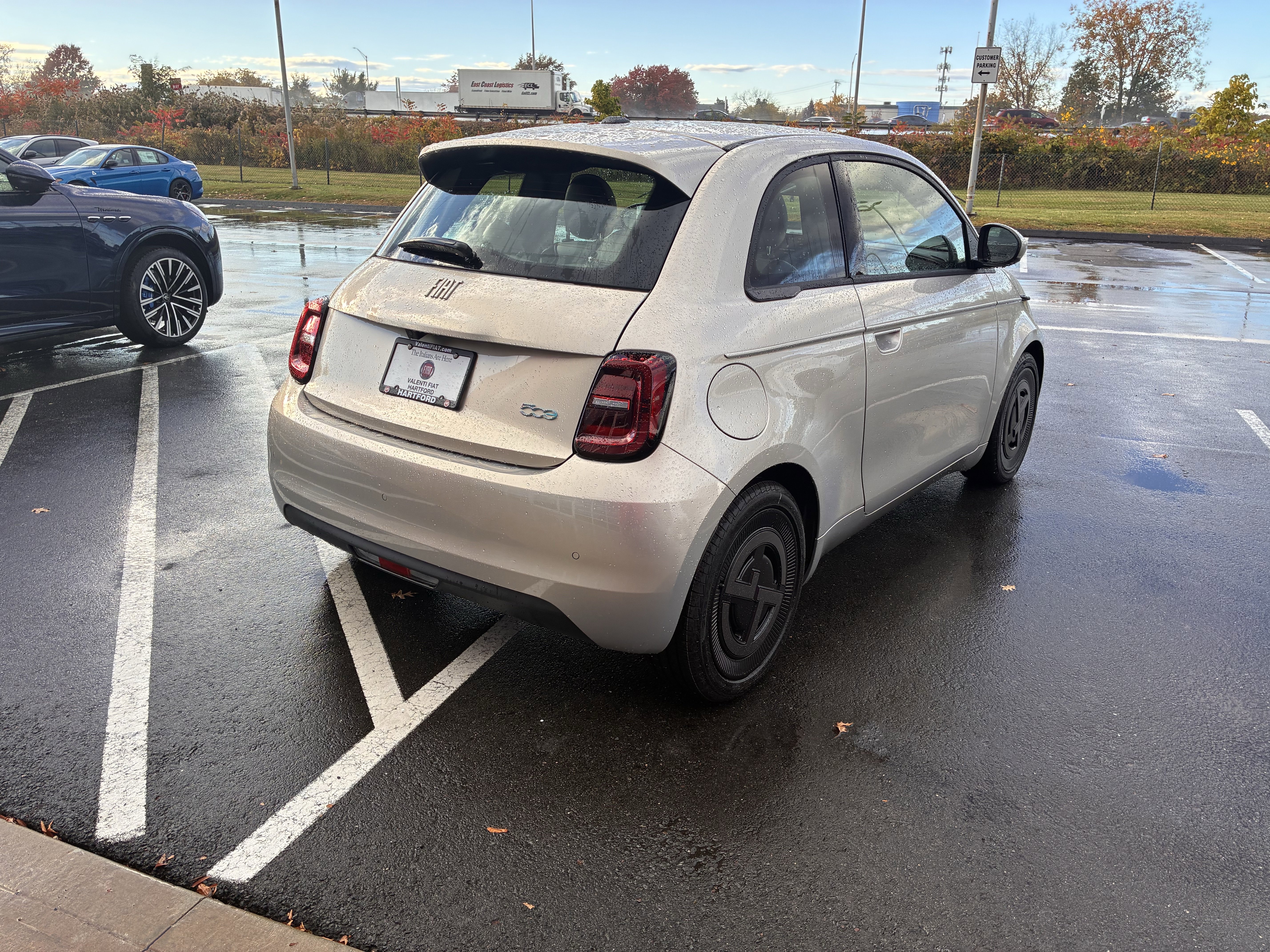 New 2025 FIAT 500 e image 7