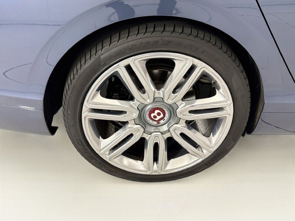 Used 2016 Bentley Flying Spur V8 AWD/4WD image 32