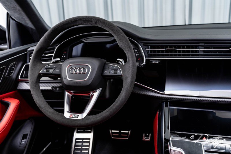 Used 2025 Audi RS Q8 performance image 38