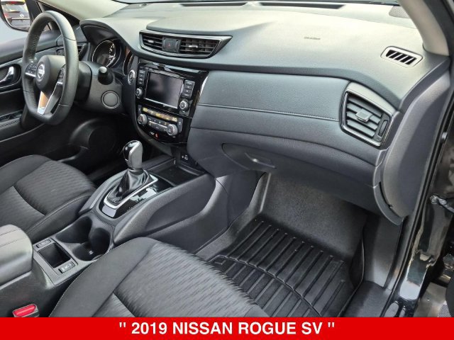 Used 2019 Nissan Rogue SV AWD/4WD image 36