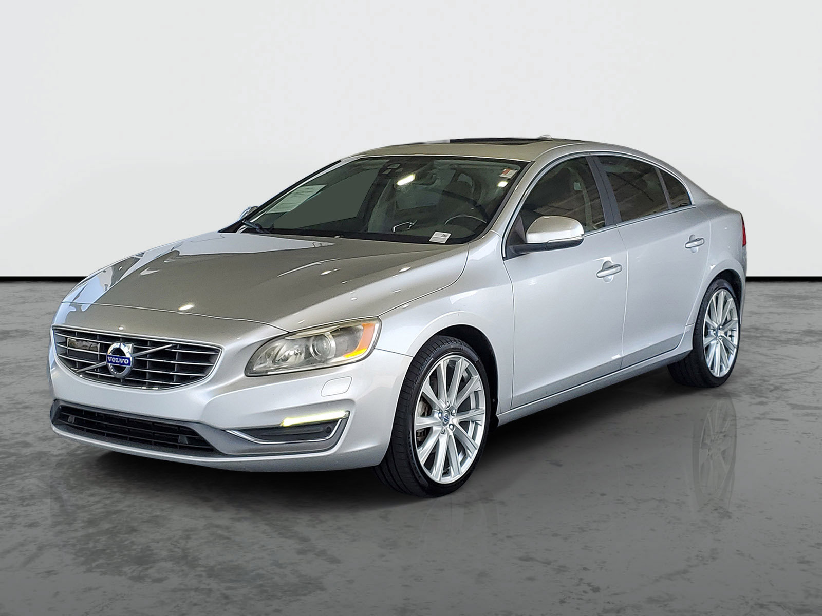 Used 2017 Volvo S60 T5 Inscription Platinum FWD image 4