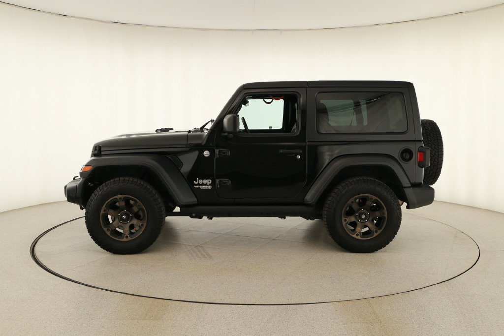 Used 2019 Jeep Wrangler Sport AWD/4WD image 2