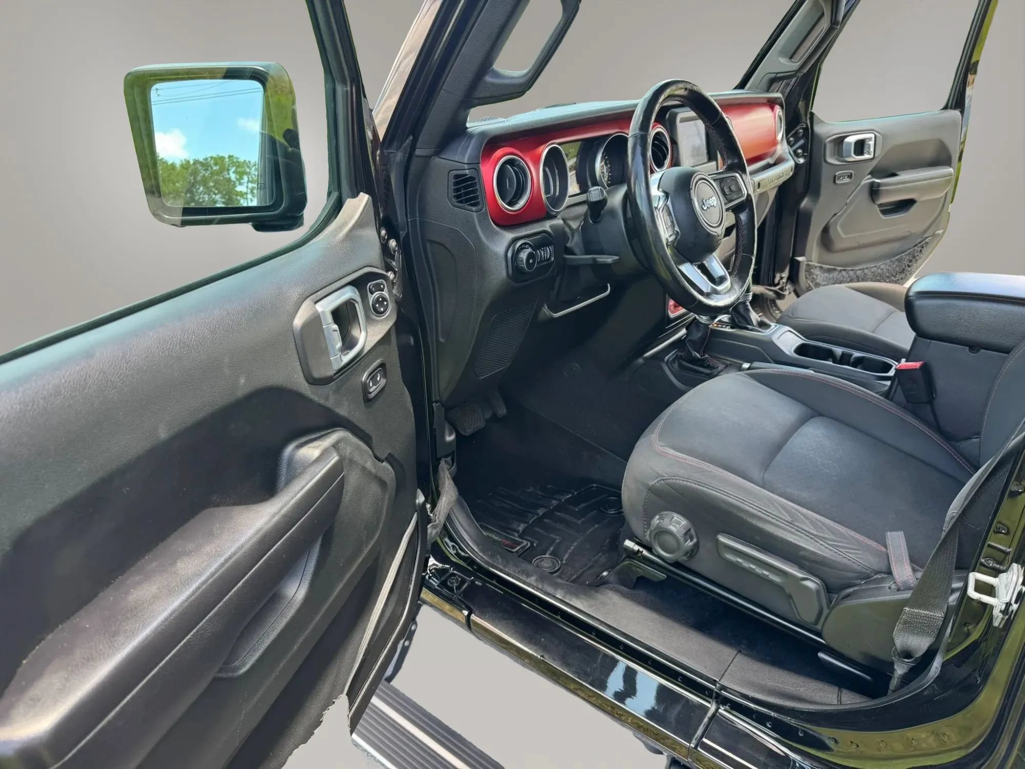 Used 2018 Jeep Wrangler Unlimited Rubicon w/ LED Lighting Group AWD/4WD image 20
